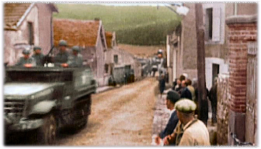 WW2iC Armoured Halftrack USA 13931 800x457